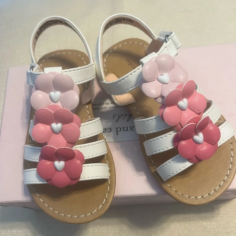 NWT Cupcakes and Cashmere Baby Girl Pink Floral Sandals